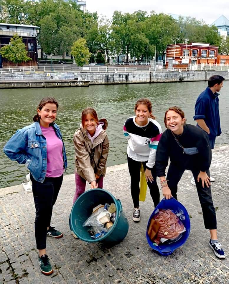 Lire la suite à propos de l’article Lily, Alice, Julie, Cathy, Pierre, Lucille, Beth & Tom, Moïra & Rémi, Lupé aka the duck whisperer, Ines & Abby, Arthur, Amber & Goran